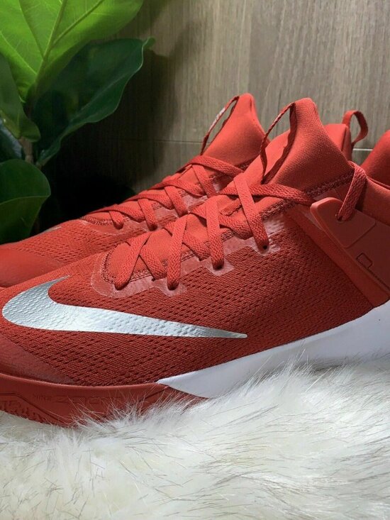 ?NIKE ZOOM SHIFT MEN\'S BASKETBALL SHOES 942802-602 SIZE 14.5 DARK RED ,NEW